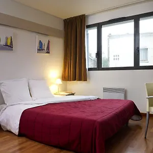 2* Apart-hotel Adagio Access Centre