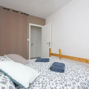2 - Parking Privé Apartamento