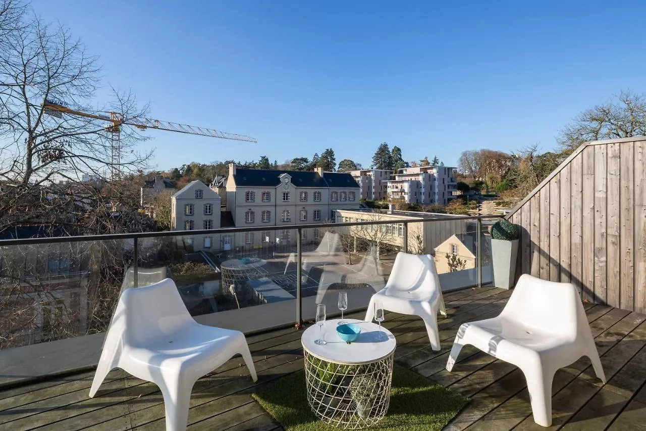 Eastwood Rooftop By Cocoonr contacts